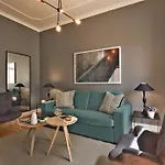 Apartment Fanqueiros